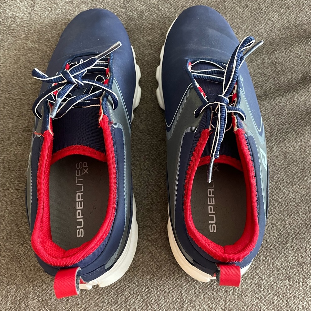 Footjoy golf shoes